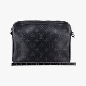 Pre-owned Louis Vuitton Trio Messenger Gris Monogram Shadow M46603 shoulderbag | stylenewstar