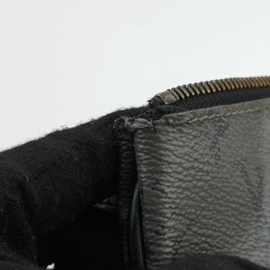 Pre-owned Louis Vuitton Trio Messenger Gris Monogram Shadow M46603 shoulderbag | stylenewstar
