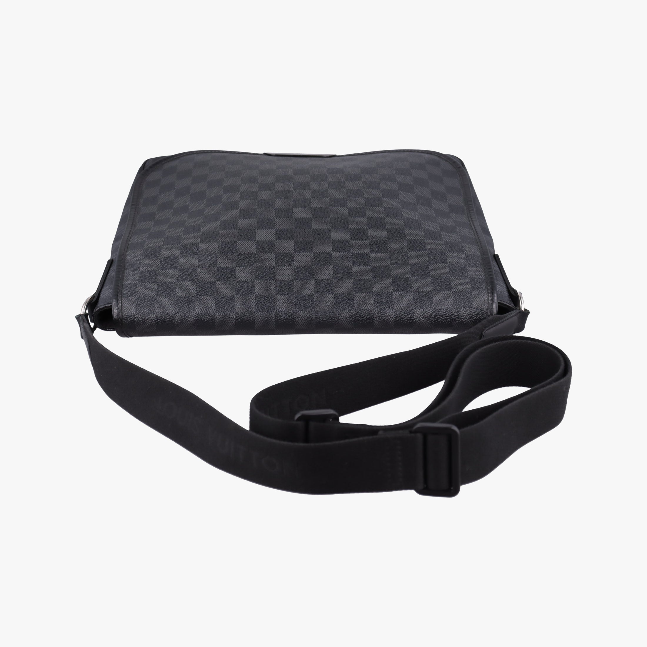 Vintage Louis Vuitton DANIEL MM Noir Damier GRAPHITE N58029 shoulderbag | stylenewstar