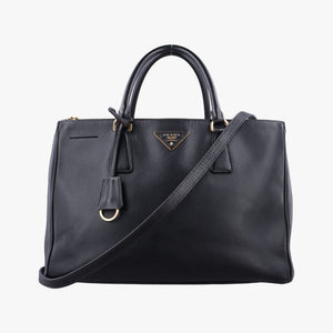 Vintage Prada Galleria Black SAFFIANO Leather BN2274 shoulderbag | stylenewstar