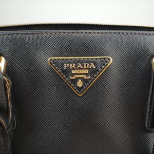 Vintage Prada Galleria Black SAFFIANO Leather BN2274 shoulderbag | stylenewstar