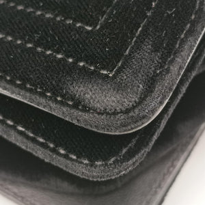 Pre-owned Chanel BOY CHANEL Black velour A67085 shoulderbag | stylenewstar