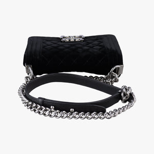 Pre-owned Chanel BOY CHANEL Black velour A67085 shoulderbag | stylenewstar