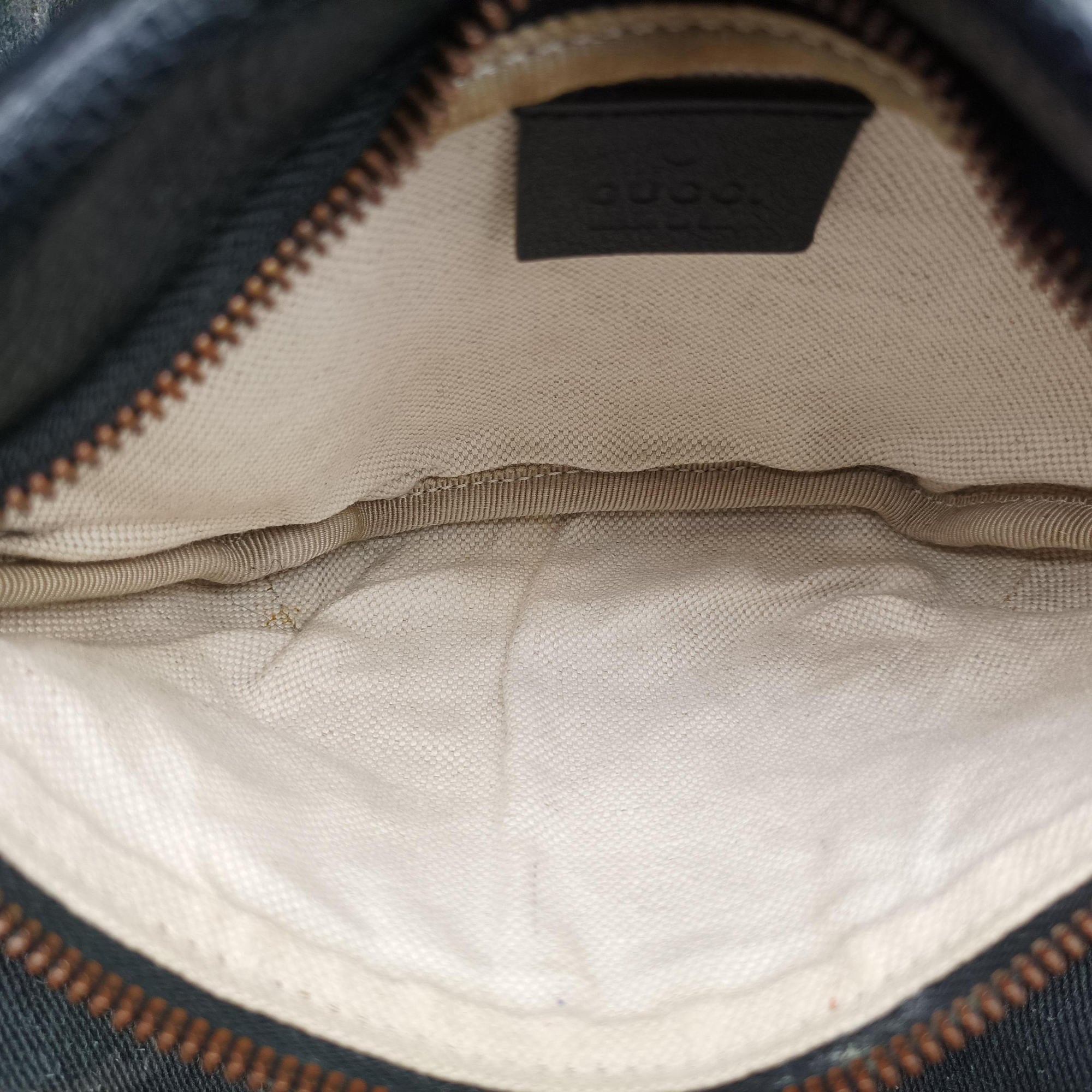 Pre-owned Gucci Print Black Leather 527792 bum bag/waist bag | stylenewstar