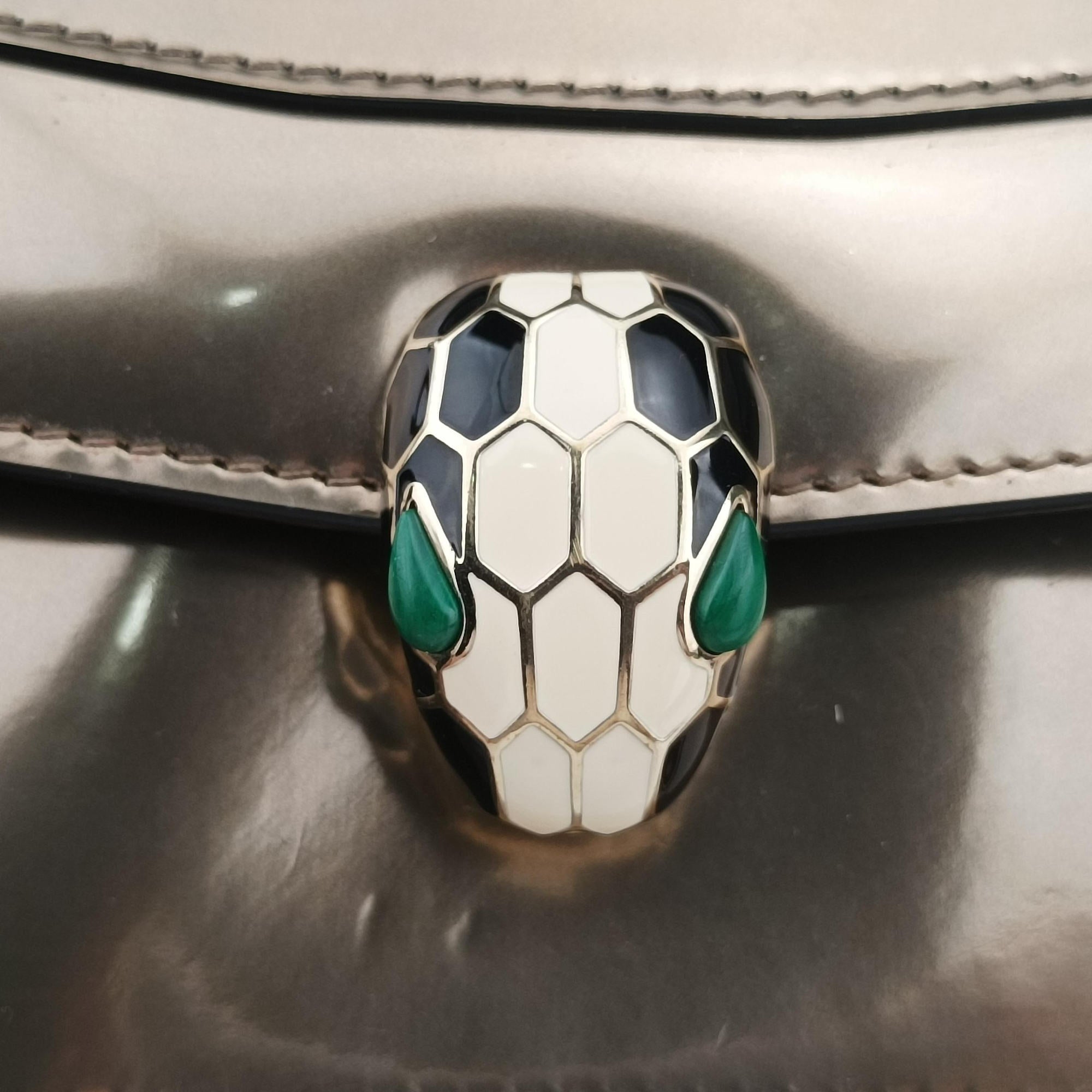 Pre-owned Bvlgari SERPENTI FOREVER Golden Enamel  shoulderbag | stylenewstar