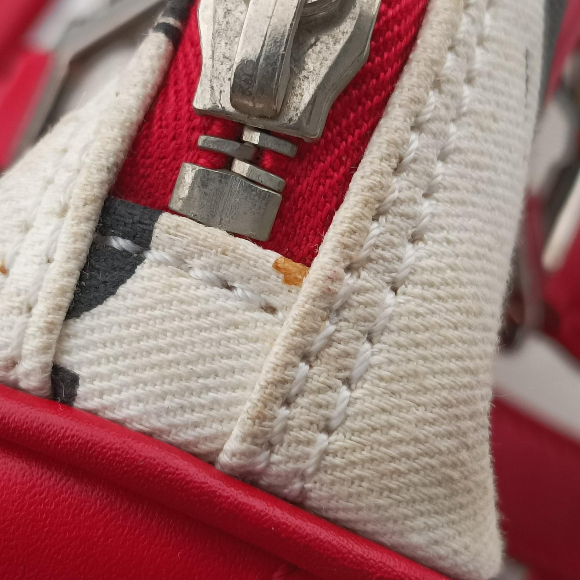 Pre-owned Christian Dior Hardcore White×Red×Black canvas×Leather  handbag | stylenewstar