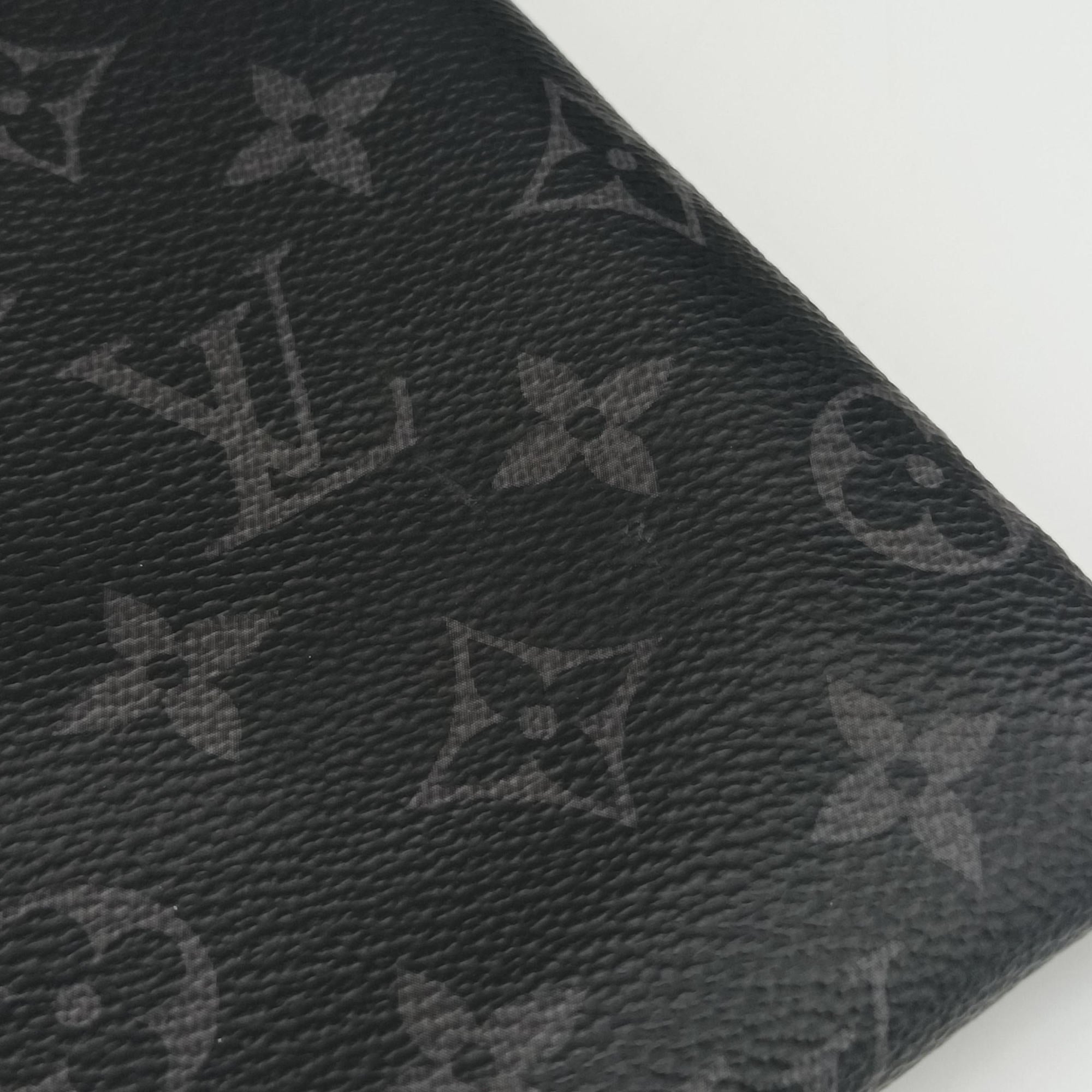 Pre-owned Louis Vuitton Pochette Voyage MM Pacific Blue Monogram Eclipse PVC Coated Canvas M61692 clutchbag | stylenewstar