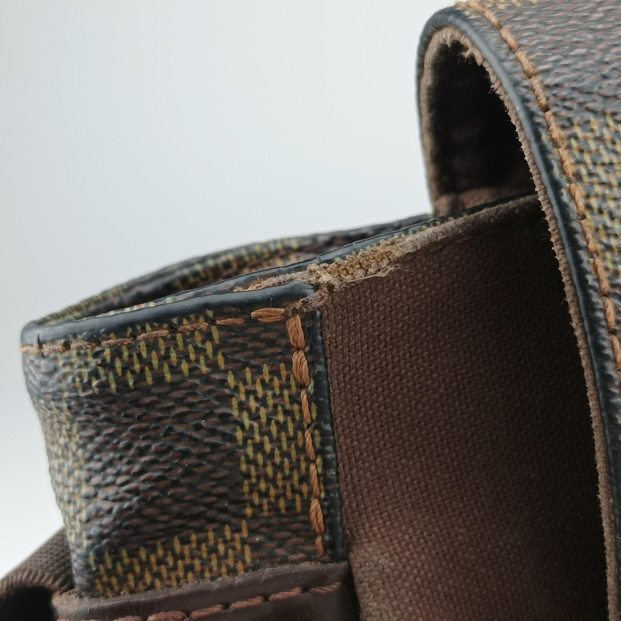 Pre-owned Louis Vuitton Bastille Messenger EBENE Damier Canvas N45258 shoulderbag | stylenewstar