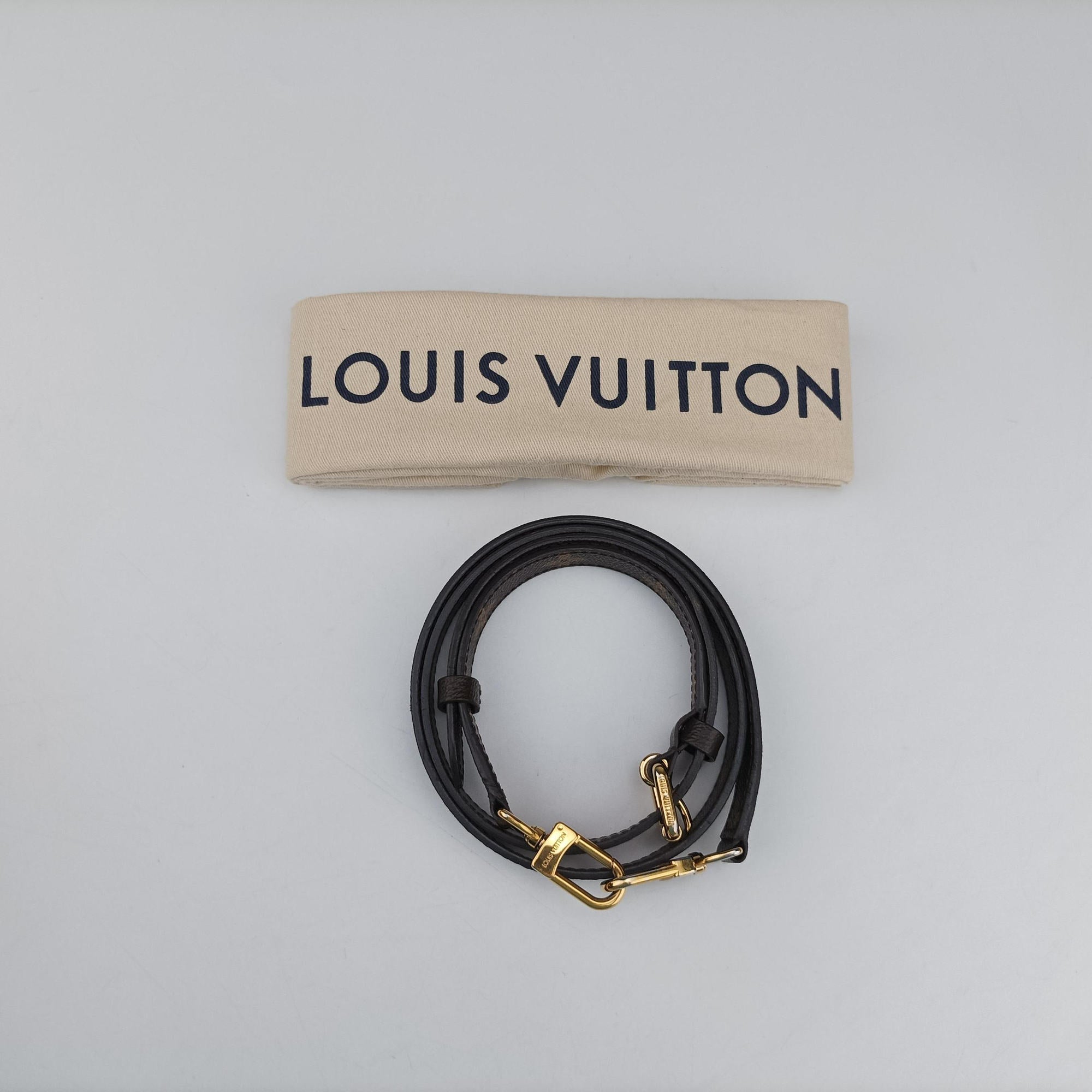 Vintage Louis Vuitton Pochette Metis MM Brown Monogram Canvas M44875 shoulderbag | stylenewstar