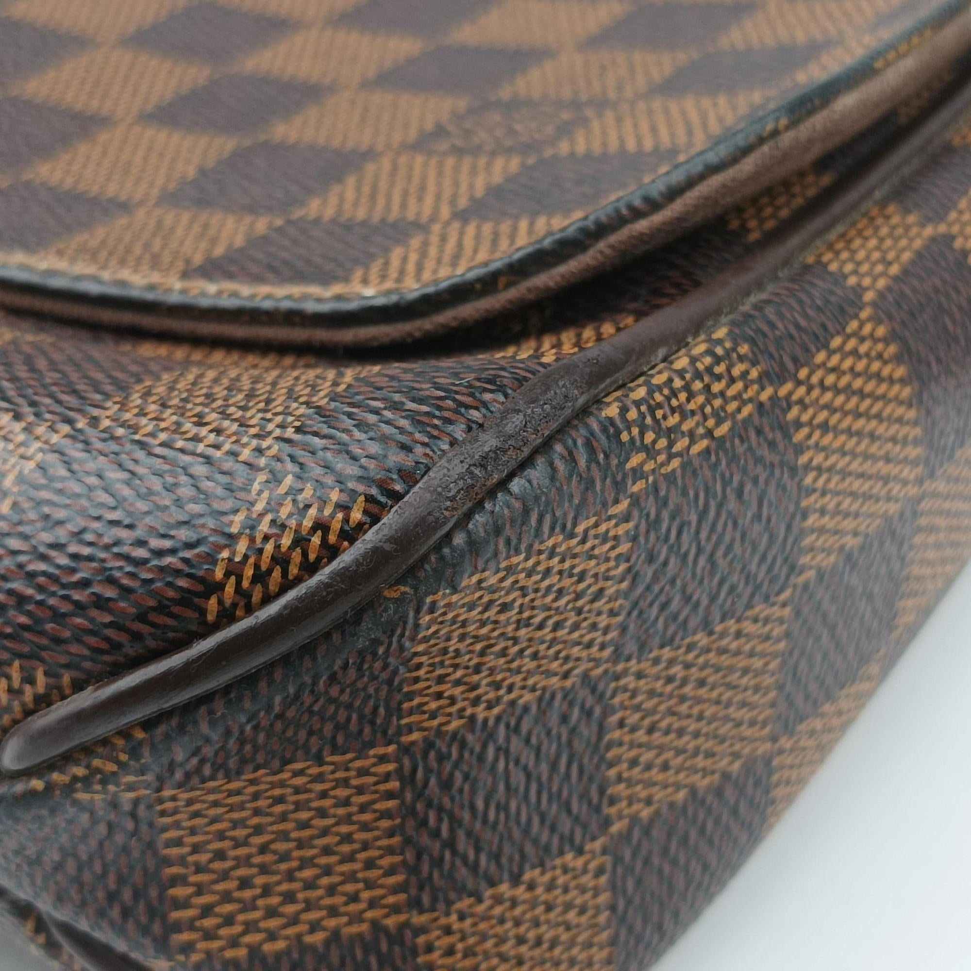 Secondhand Louis Vuitton DISTRICT PM EBENE Damier Canvas N41213 shoulderbag | stylenewstar