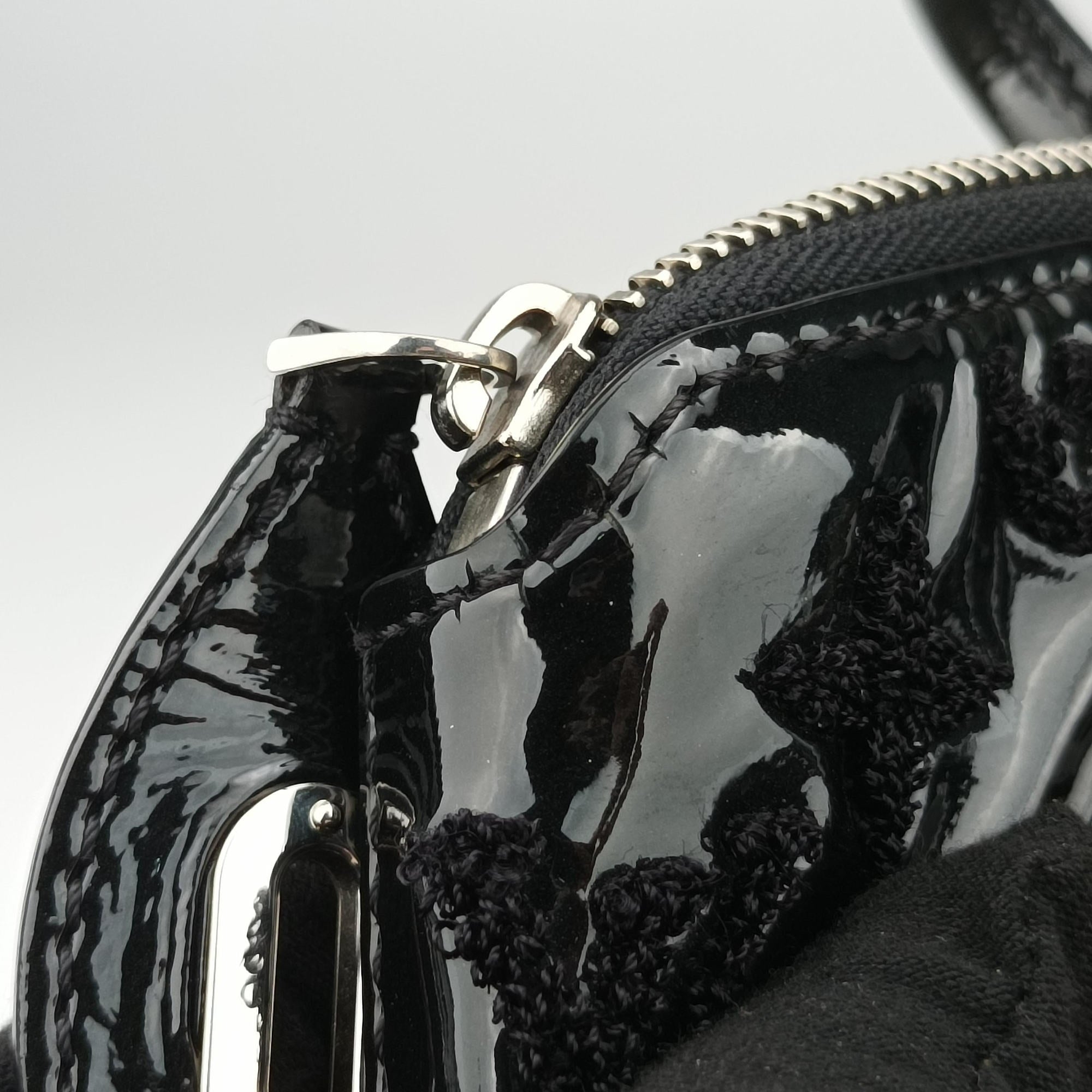 Secondhand Louis Vuitton Lockit Noir Vernis×Embroidery M40602 handbag | stylenewstar