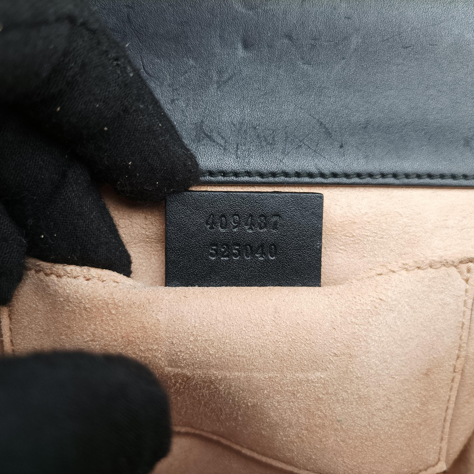Vintage Gucci Padlock Black Leather 409487 shoulderbag | stylenewstar