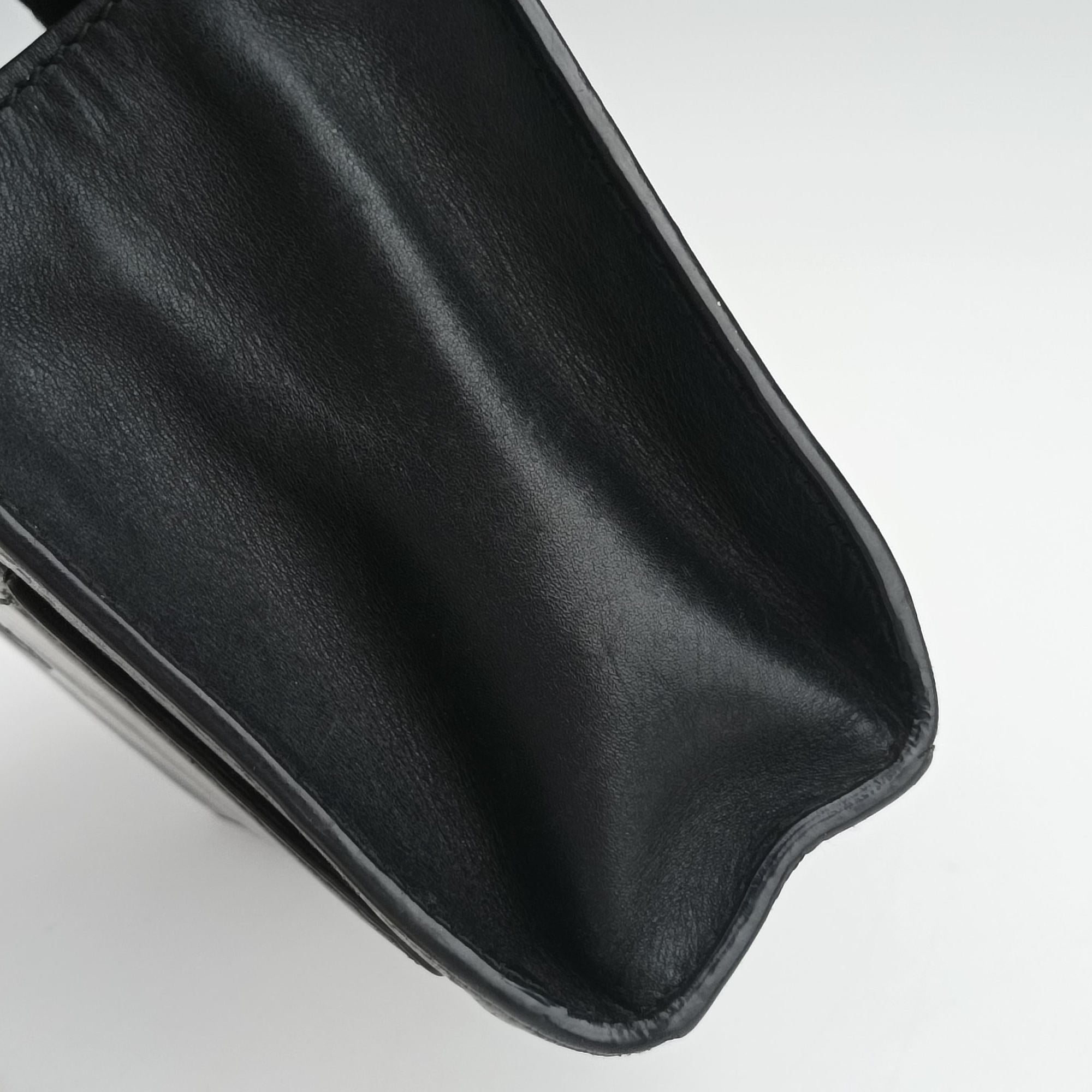 Vintage Gucci Padlock Black Leather 409487 shoulderbag | stylenewstar