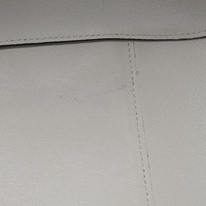 Pre-owned Loewe Hammock White Leather  shoulderbag | stylenewstar