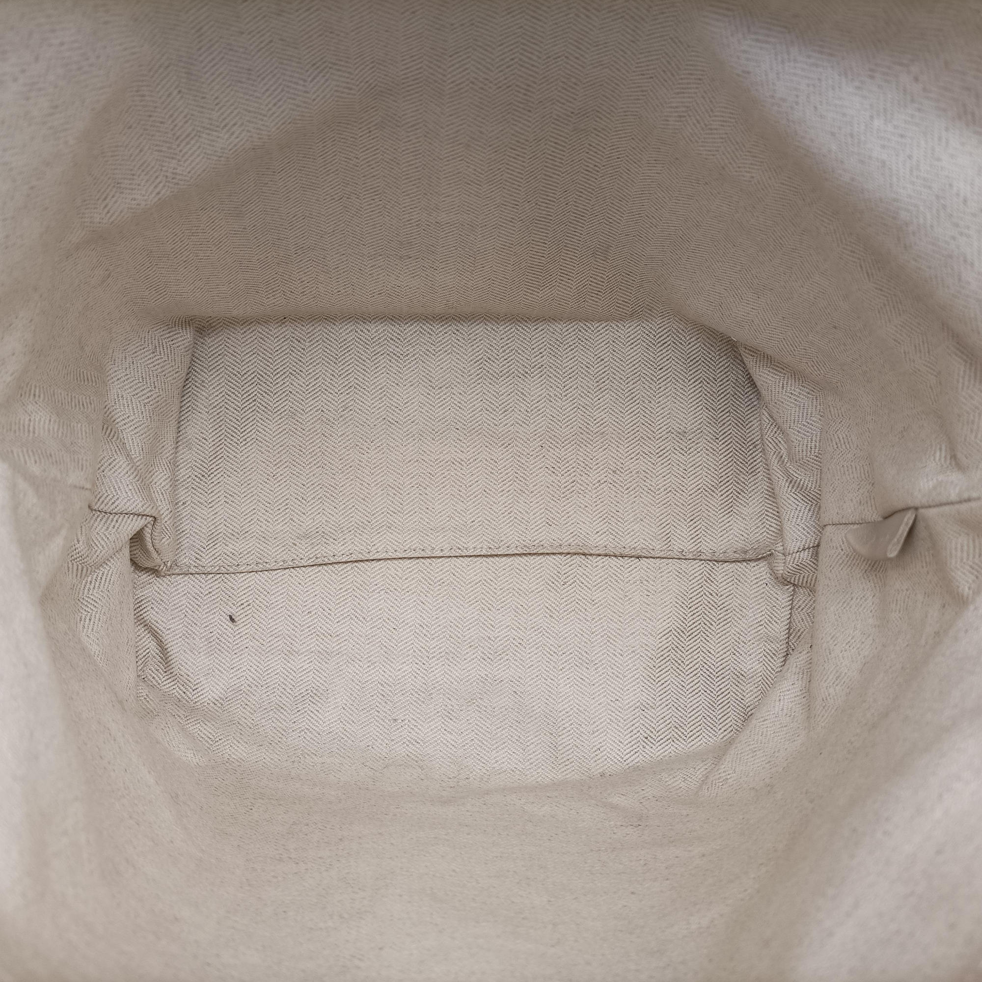 Pre-owned Loewe Hammock White Leather  shoulderbag | stylenewstar