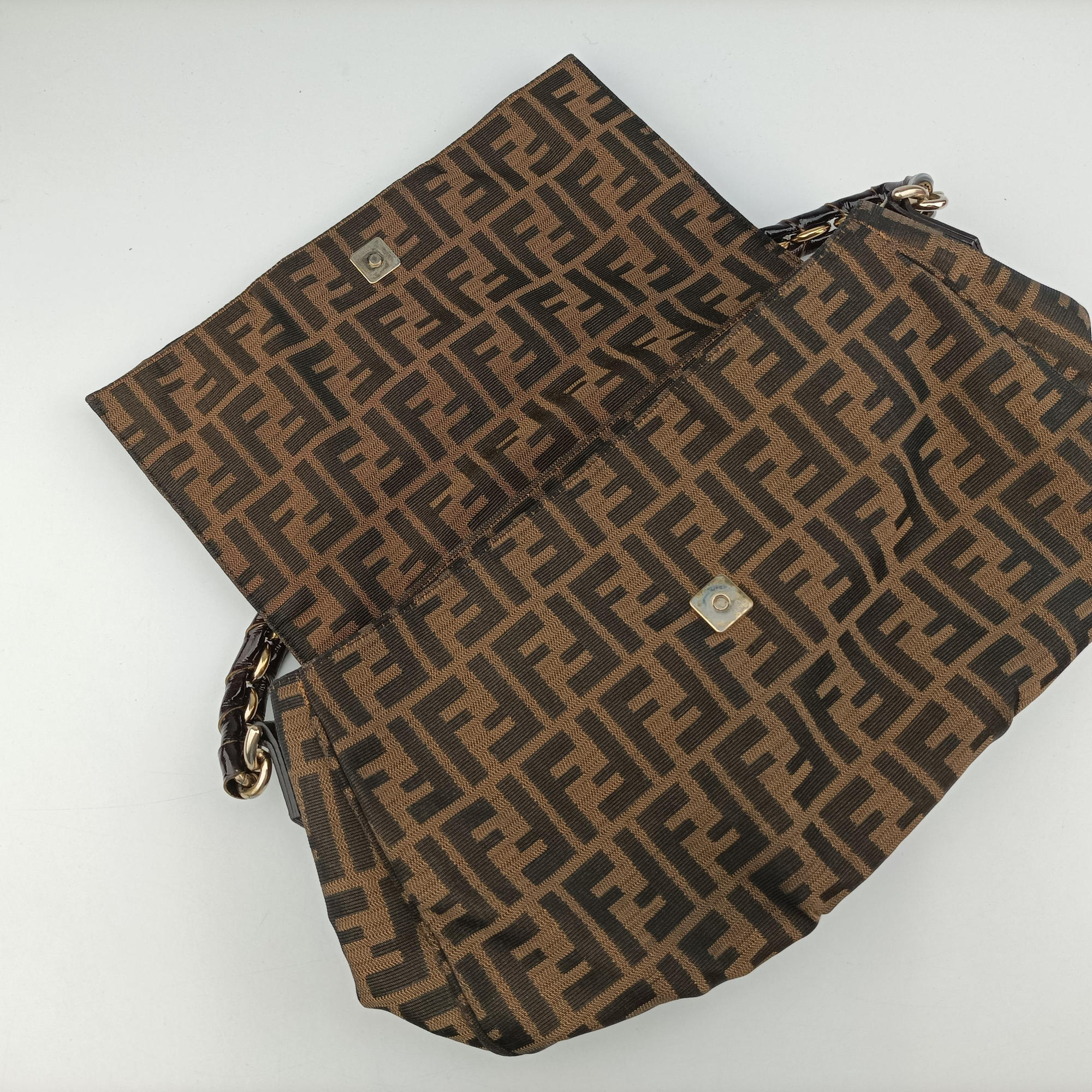 Pre-owned Fendi Mia Flap Brown canvas 8BR614 shoulderbag | stylenewstar