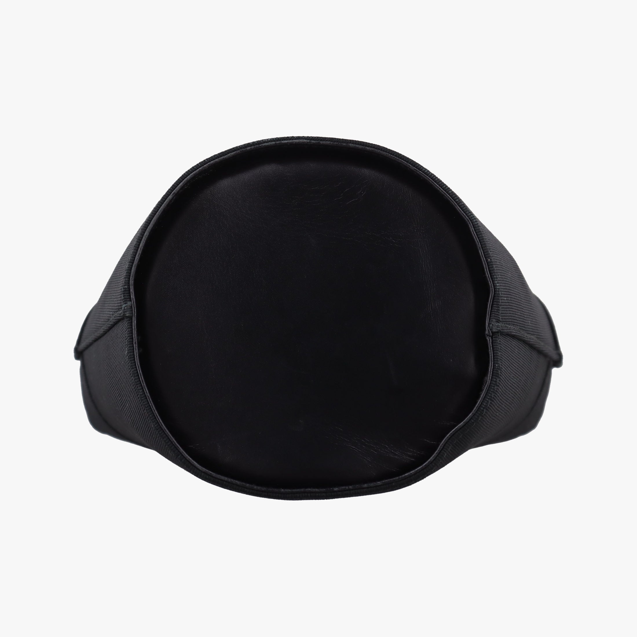 Pre-owned Ferragamo Vara Black fabric  handbag | stylenewstar