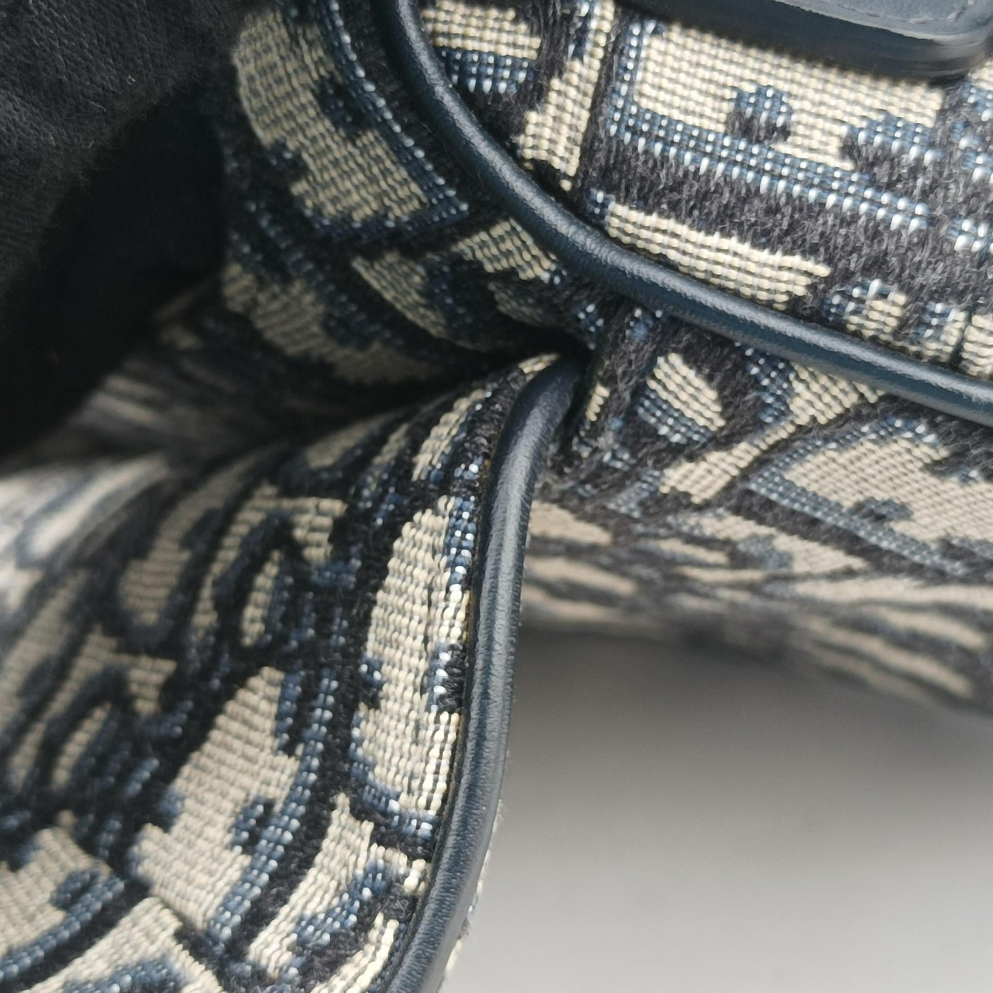 Secondhand Christian Dior Saddle Navy×grey Jacquard × Leather  handbag | stylenewstar