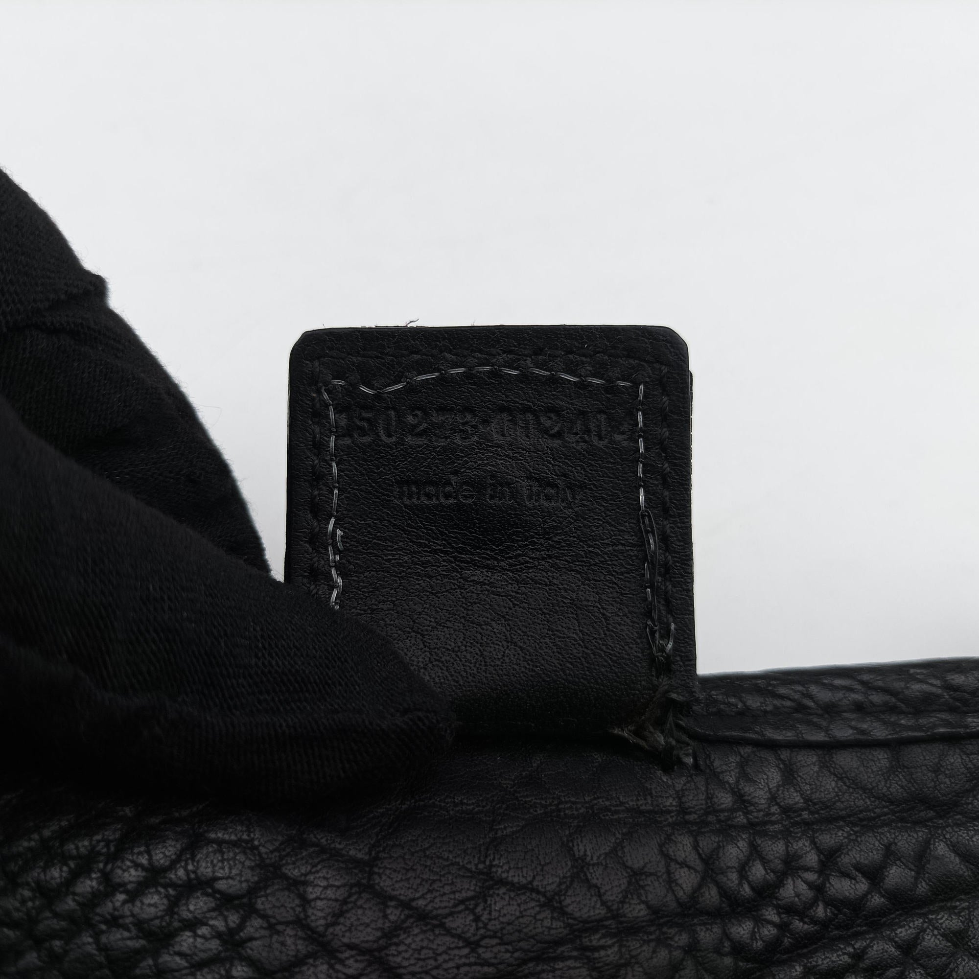 Pre-owned Yves Saint Laurent Vavin Black Leather 150273 shoulderbag | stylenewstar