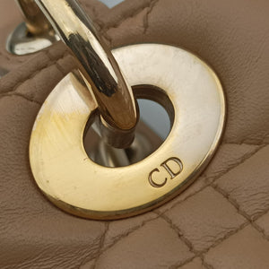 Pre-owned Christian Dior Lady Dior Beige lambskin  shoulderbag | stylenewstar
