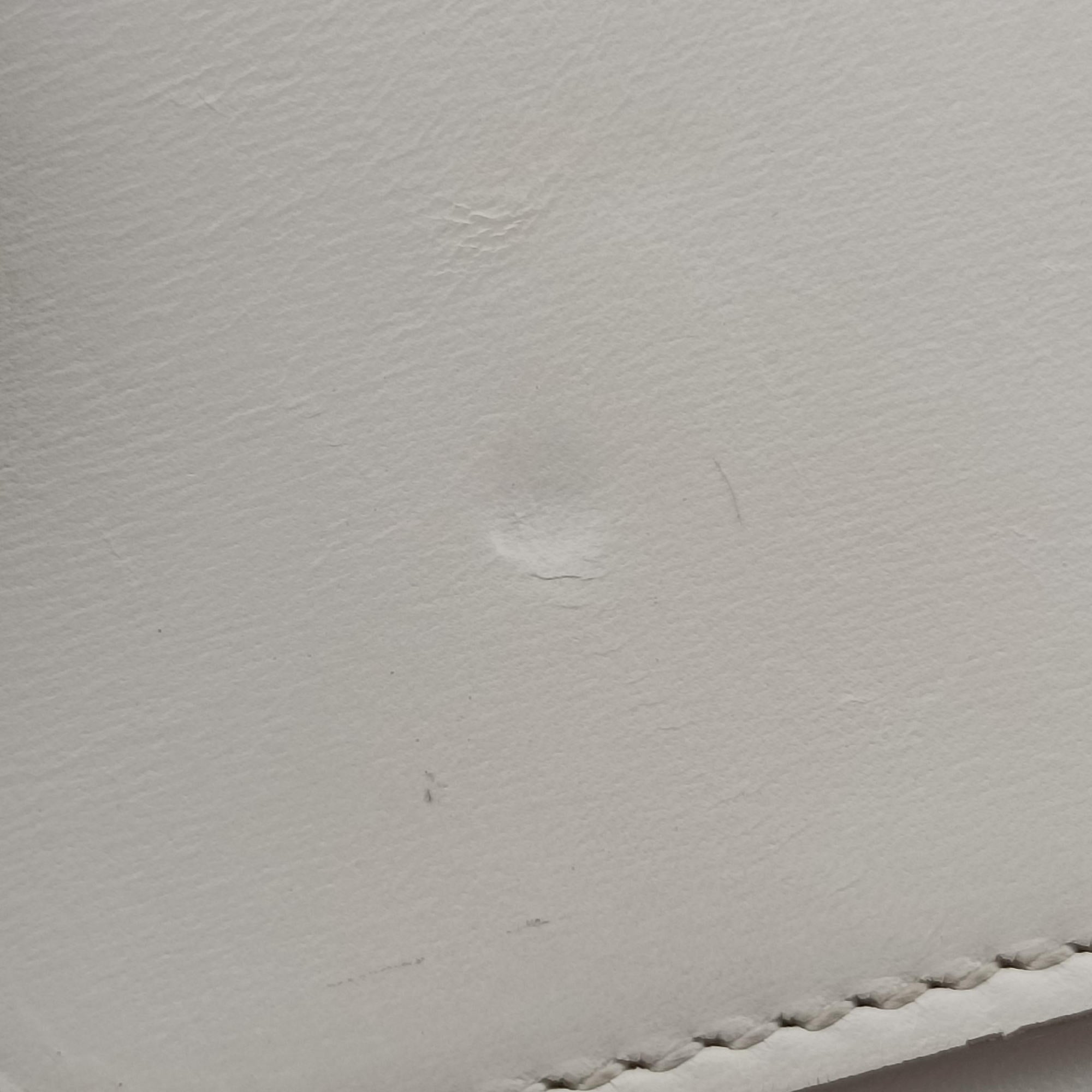 Secondhand Gucci Arli White Leather 550129 shoulderbag | stylenewstar