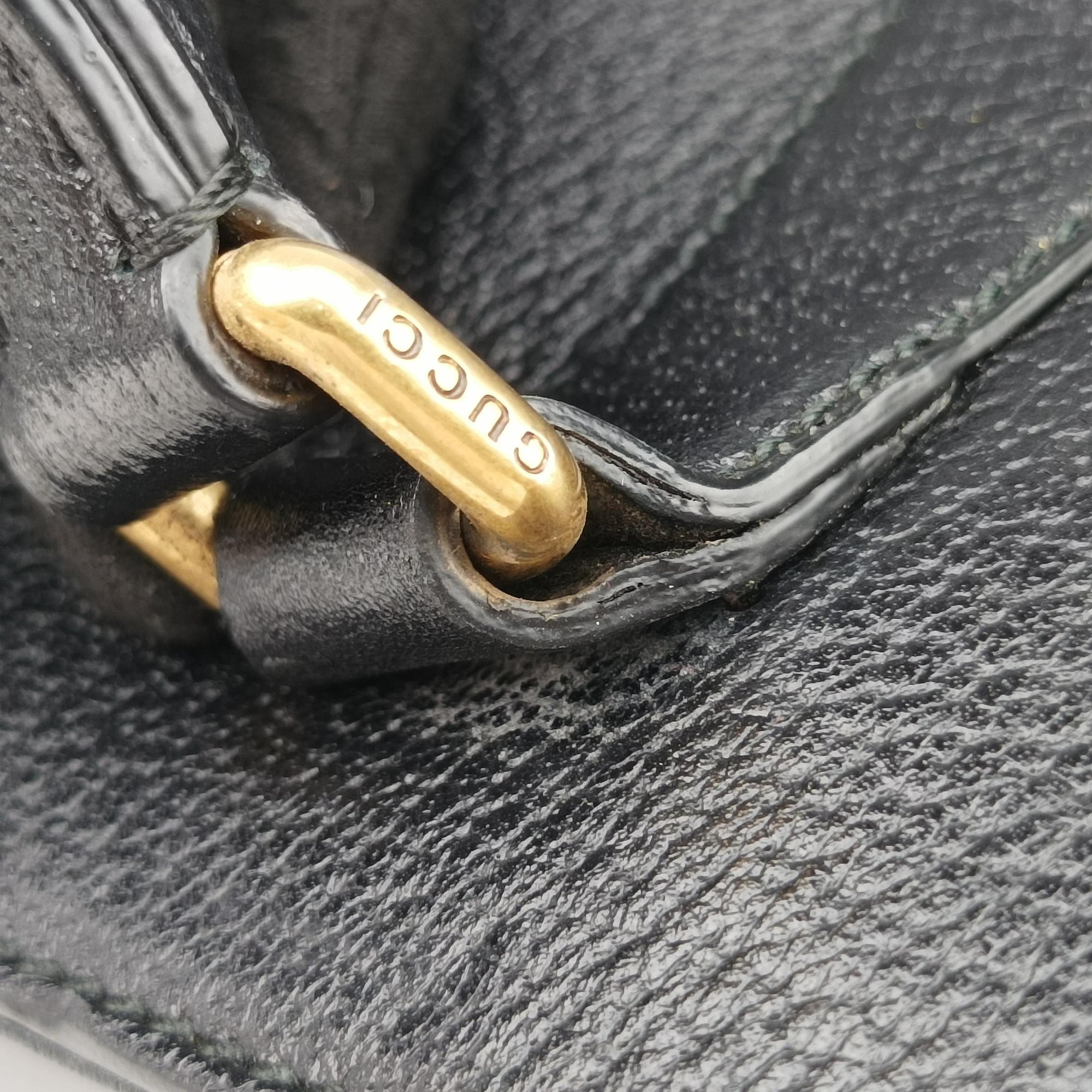 Pre-owned Gucci Sherry (Web) Black Leather 429036 shoulderbag | stylenewstar