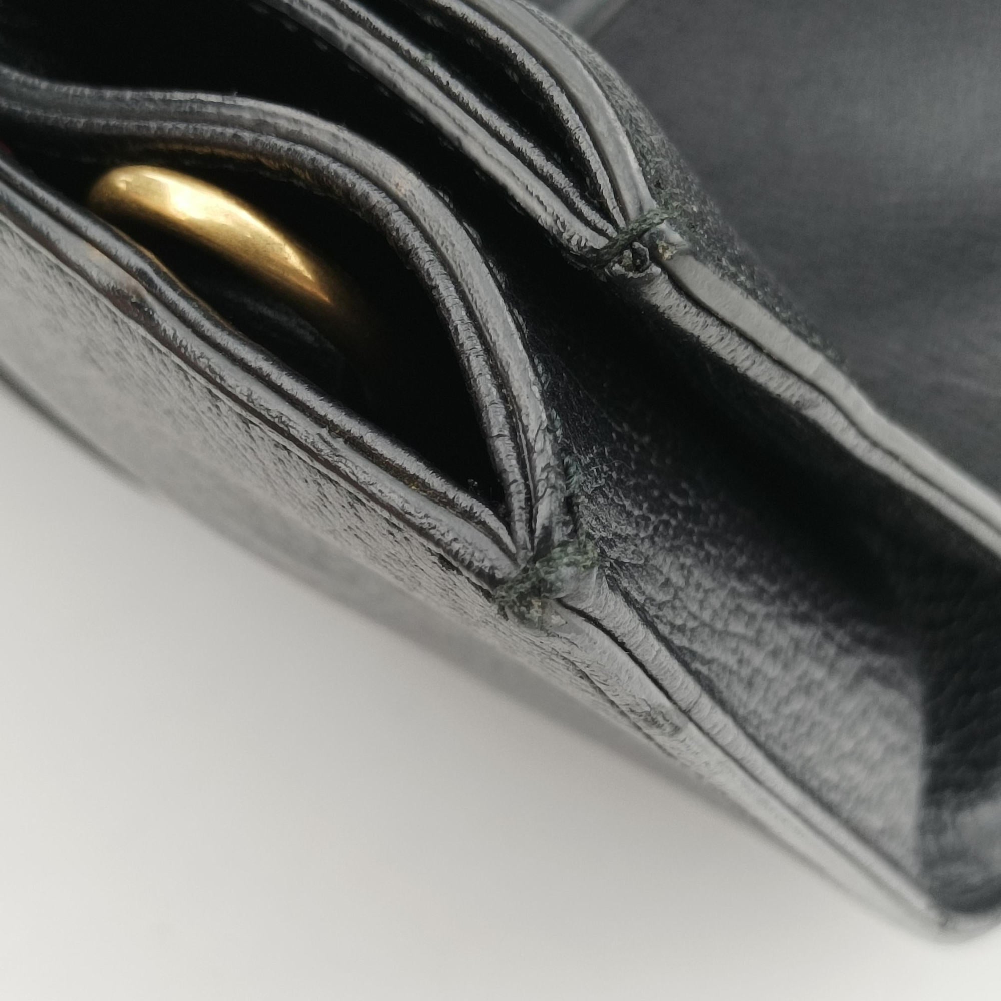Pre-owned Gucci Sherry (Web) Black Leather 429036 shoulderbag | stylenewstar