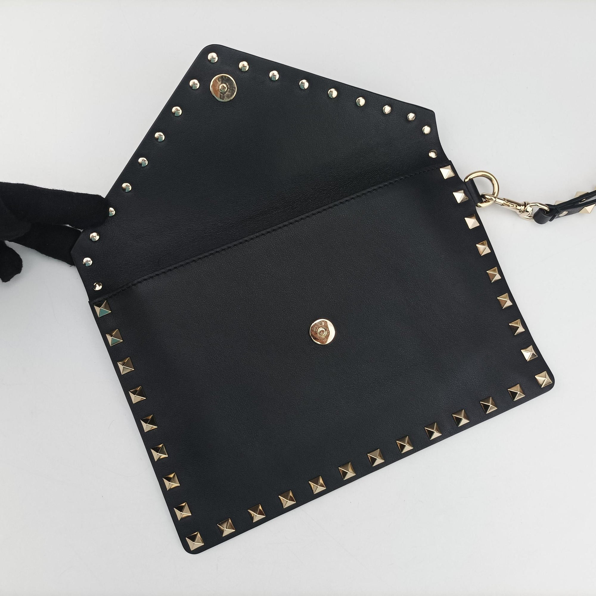 Vintage Valentino Rockstud Envelope Wallet Black leather  shoulderbag | stylenewstar