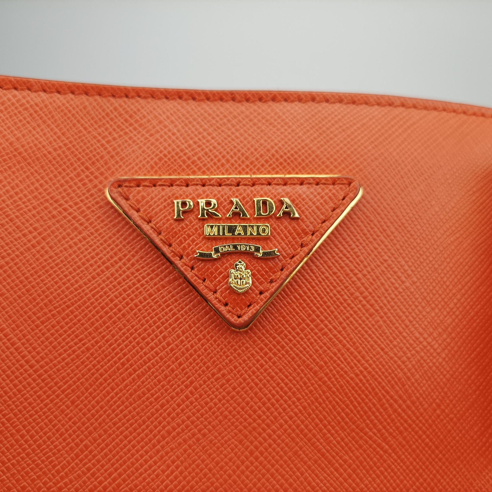 Pre-owned Prada Galleria Orange SAFFIANO Leather BN1844 handbag | stylenewstar