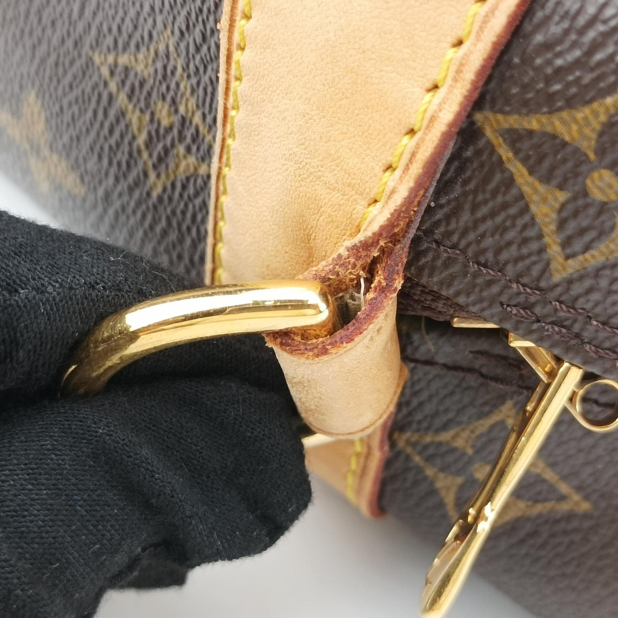Pre-owned Louis Vuitton ICARE brown Monogram Canvas M23252 shoulderbag | stylenewstar