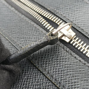 Pre-owned Louis Vuitton IGOR Ardoise Taiga M31172 handbag | stylenewstar
