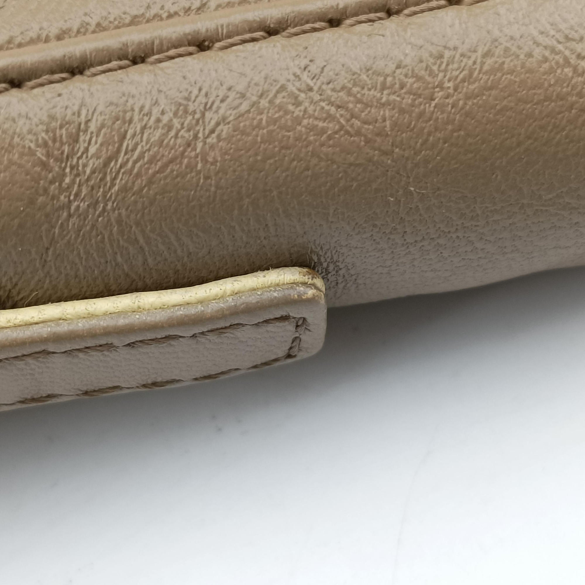 Pre-owned Fendi Baguette Brown × Yellow lambskin  handbag | stylenewstar