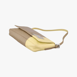 Pre-owned Fendi Baguette Brown × Yellow lambskin  handbag | stylenewstar