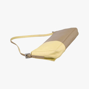Pre-owned Fendi Baguette Brown × Yellow lambskin  handbag | stylenewstar