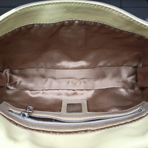 Pre-owned Fendi Baguette Brown × Yellow lambskin  handbag | stylenewstar