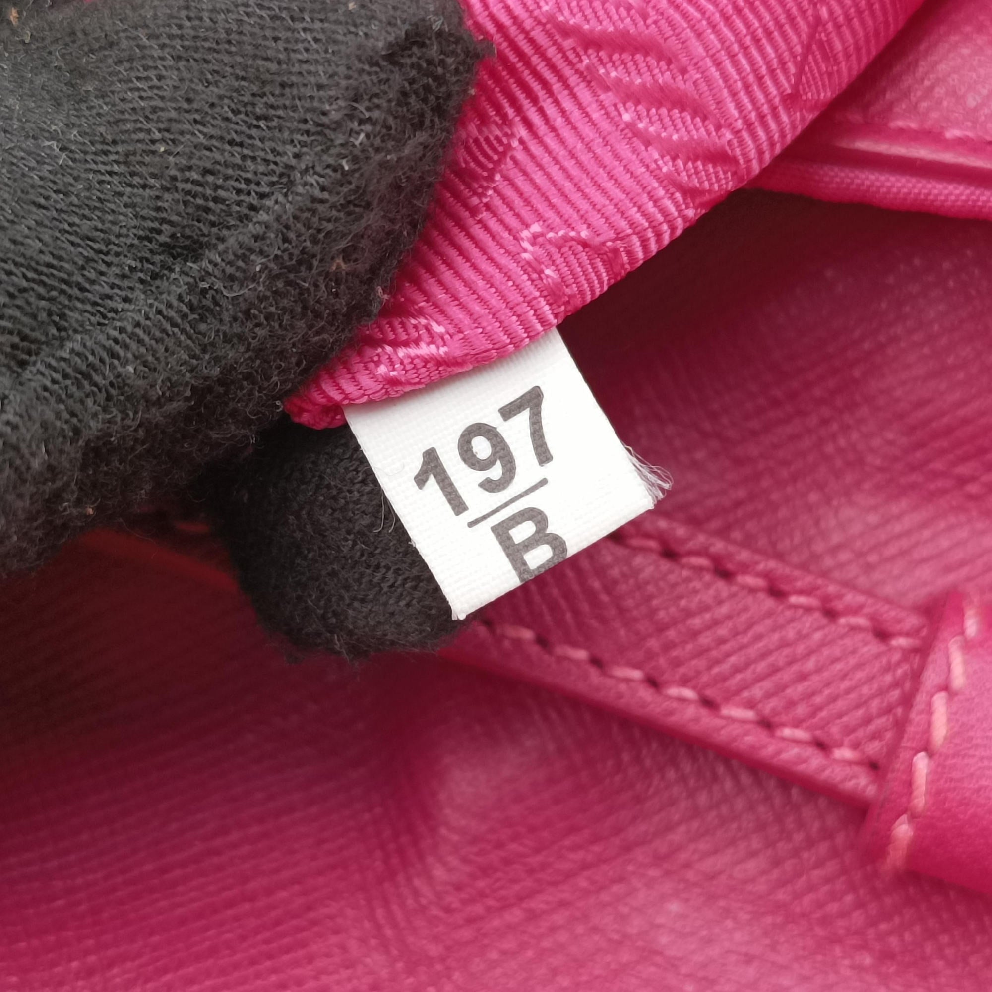 Secondhand Prada Chain Quilting Flap Rose nylon  shoulderbag | stylenewstar