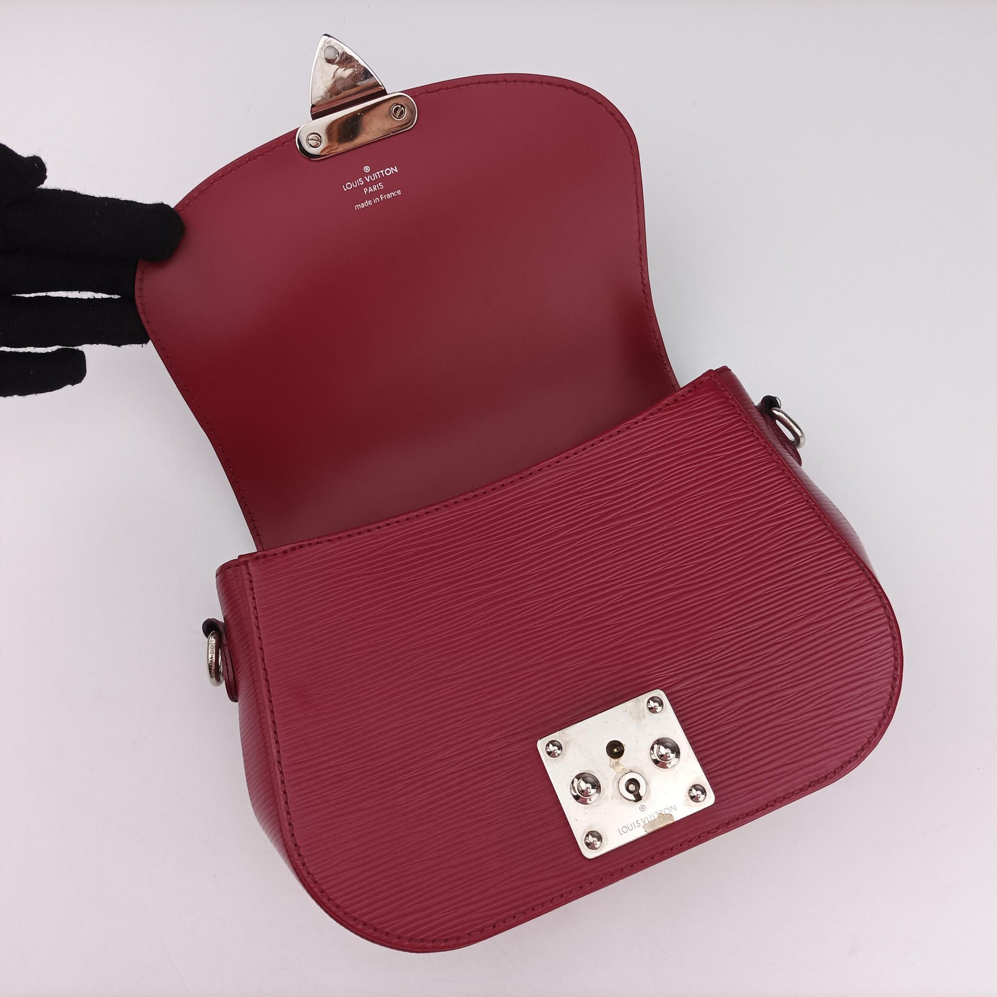 Secondhand Louis Vuitton EDEN PM FUCHSIA Epi M40652 shoulderbag | stylenewstar