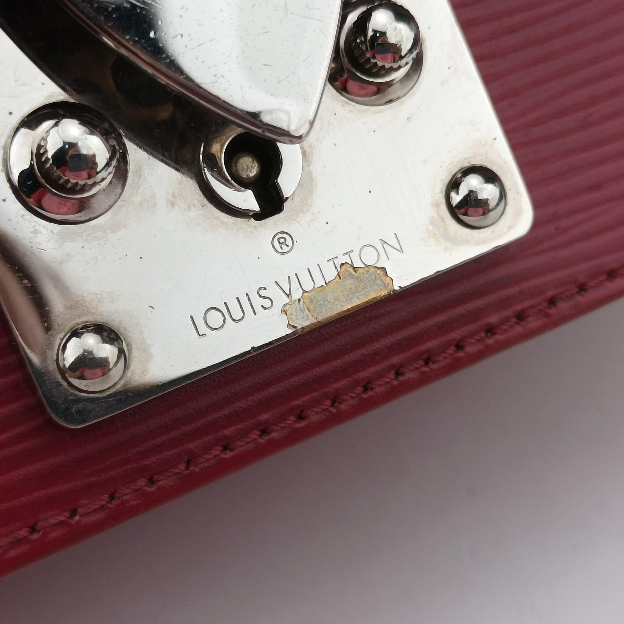 Secondhand Louis Vuitton EDEN PM FUCHSIA Epi M40652 shoulderbag | stylenewstar
