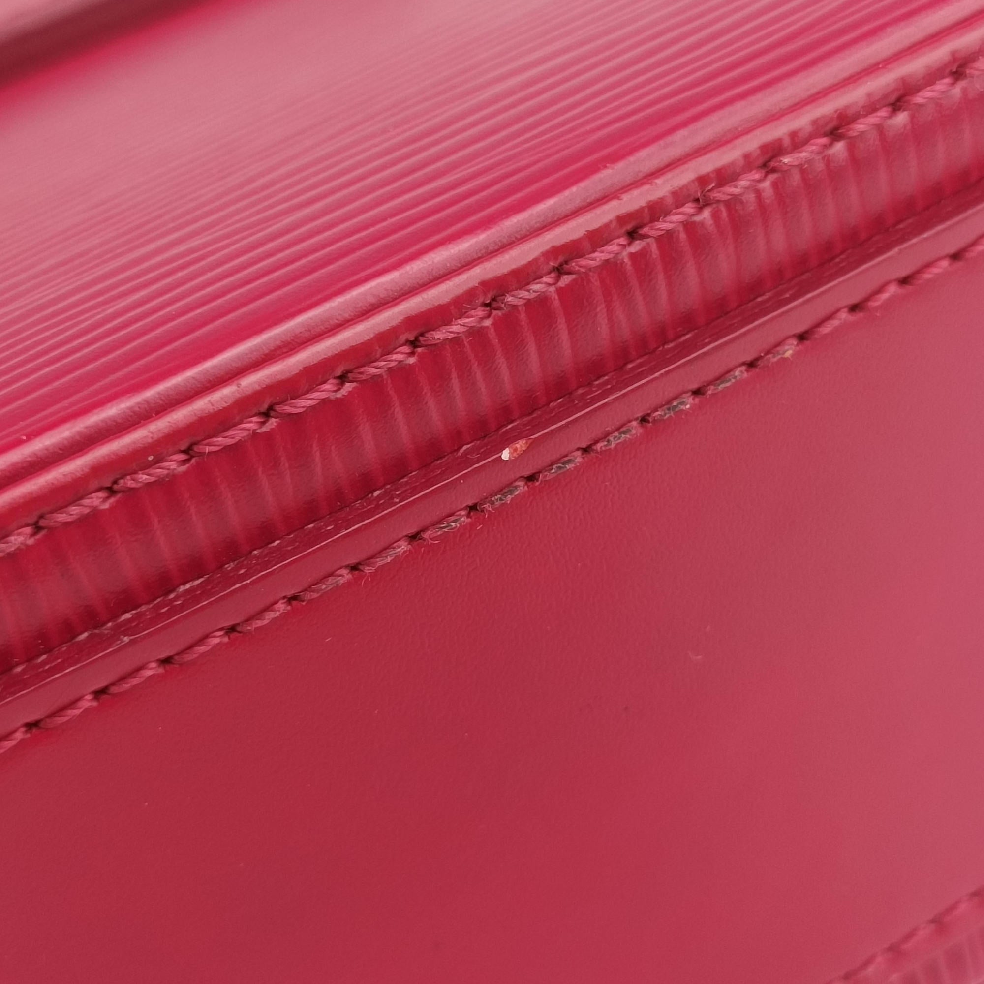 Secondhand Louis Vuitton EDEN PM FUCHSIA Epi M40652 shoulderbag | stylenewstar
