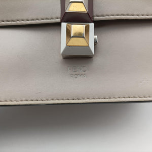 Pre-owned Fendi Studded Kan I Beige Leather 8M0381 shoulderbag | stylenewstar