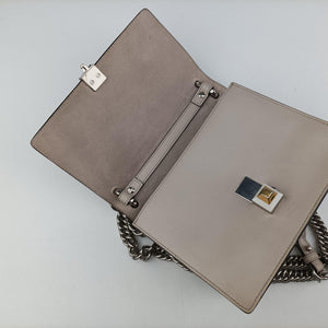 Pre-owned Fendi Studded Kan I Beige Leather 8M0381 shoulderbag | stylenewstar