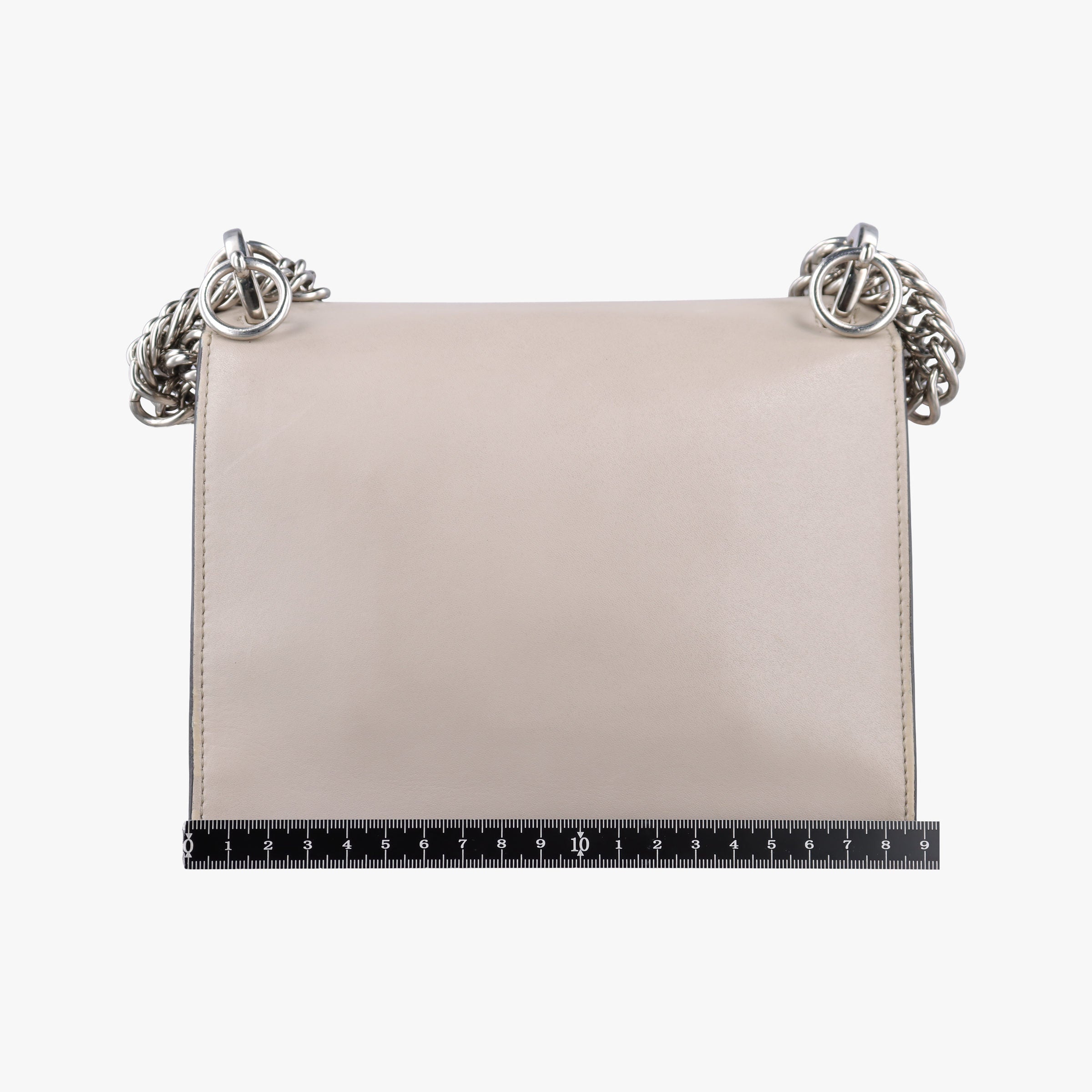 Pre-owned Fendi Studded Kan I Beige Leather 8M0381 shoulderbag | stylenewstar