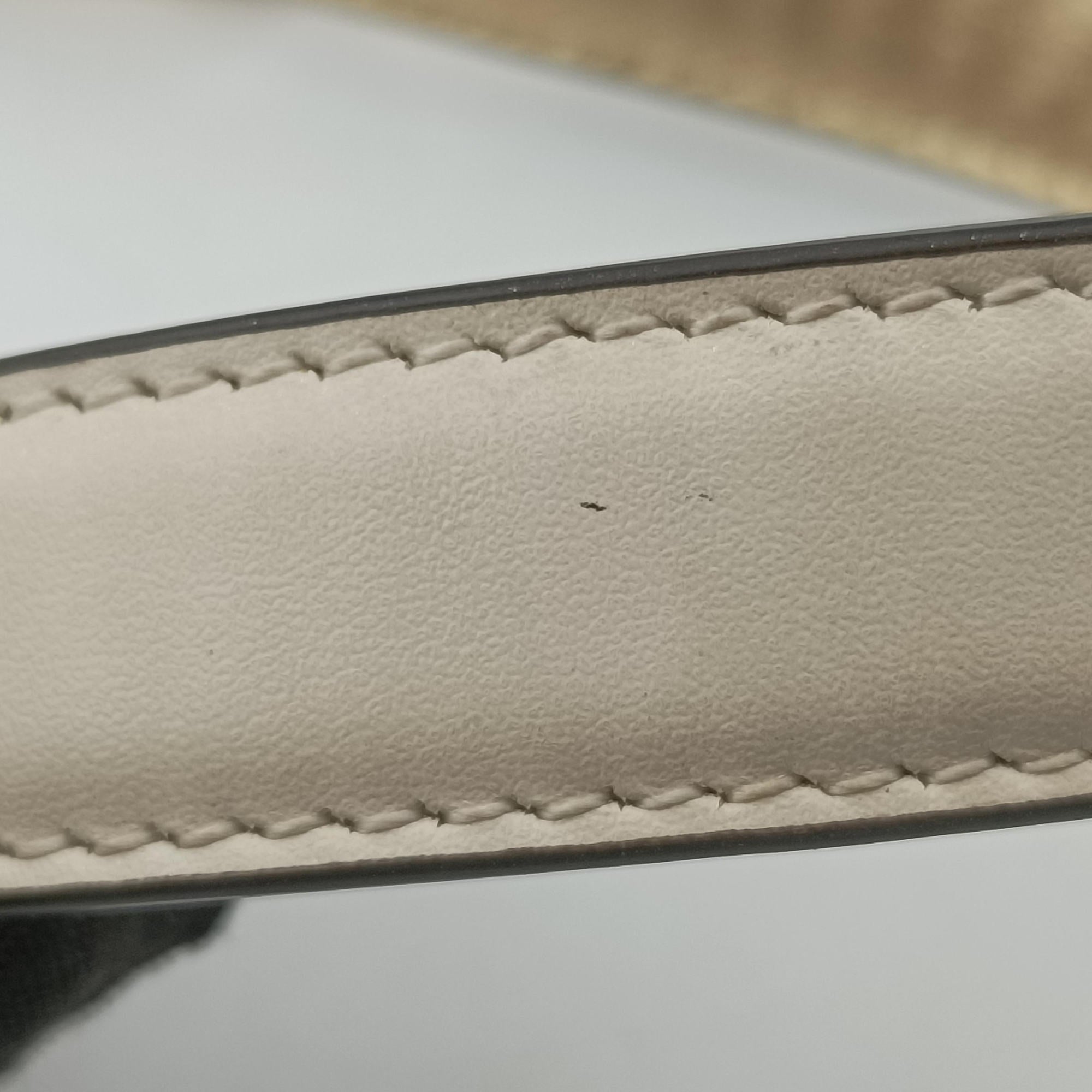Pre-owned Fendi Cookie Mini White Leather 8BS065 handbag | stylenewstar