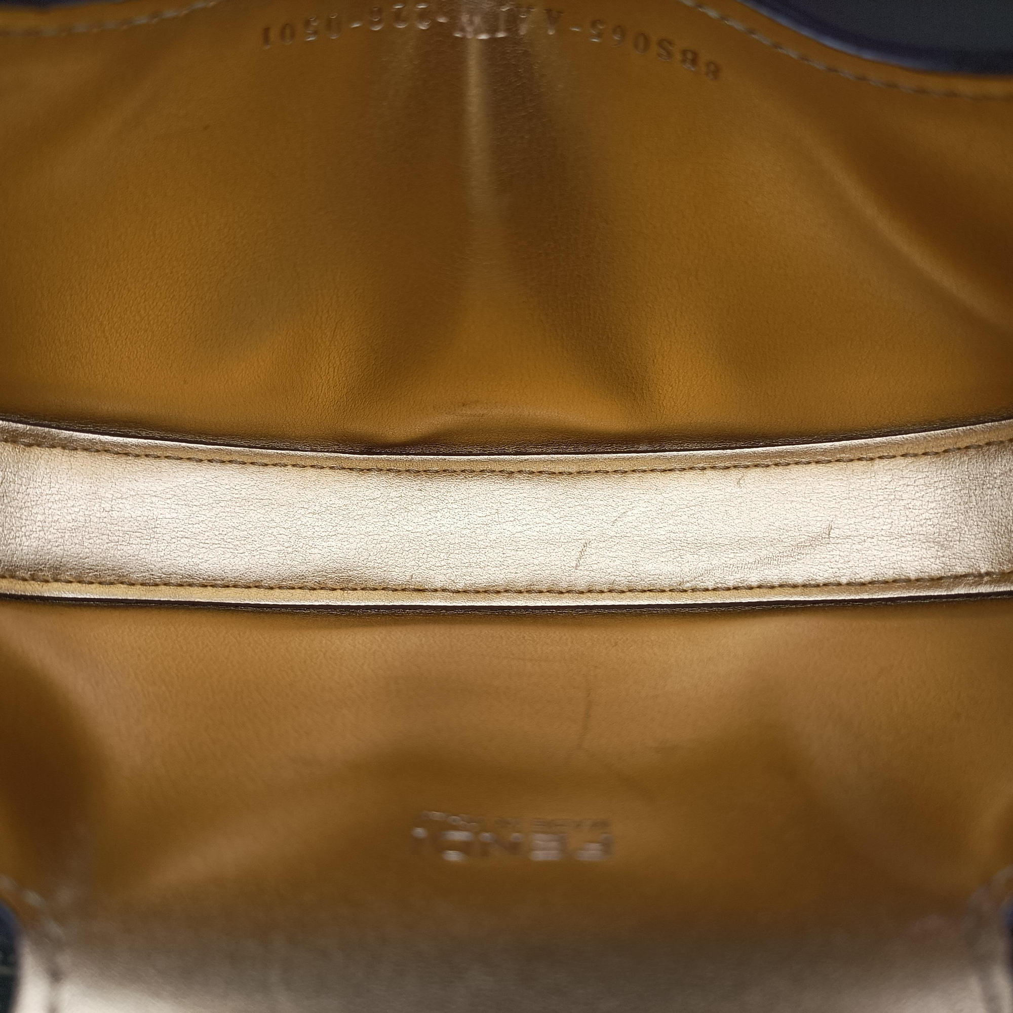 Pre-owned Fendi Cookie Mini White Leather 8BS065 handbag | stylenewstar