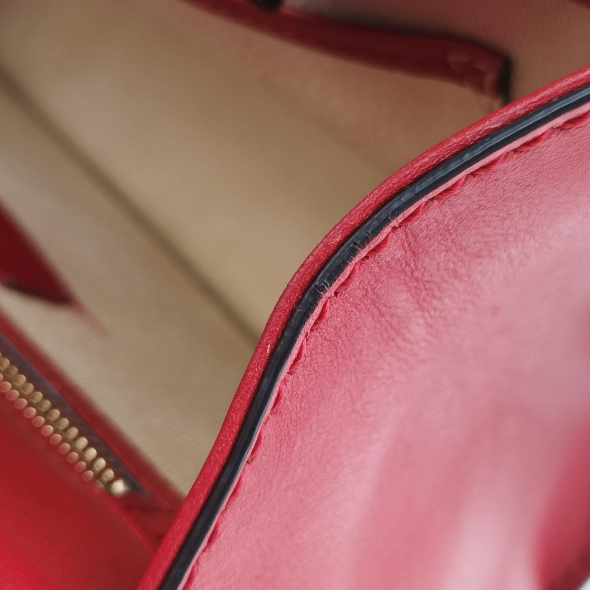 Pre-owned Valentino Rockstud Glam Lock Red Leather  shoulderbag | stylenewstar