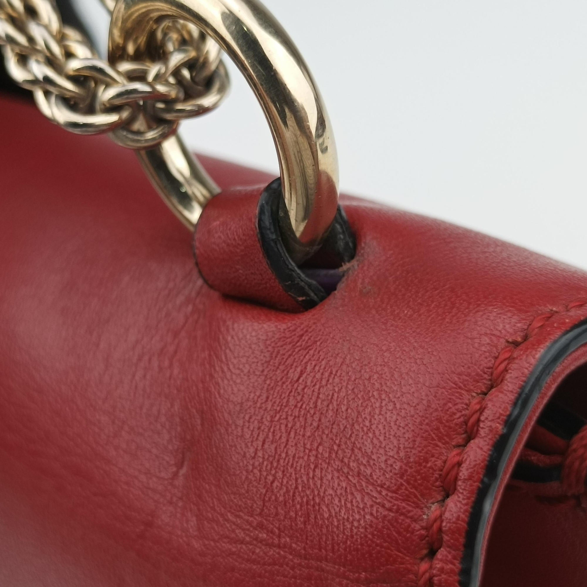 Pre-owned Valentino Rockstud Glam Lock Red Leather  shoulderbag | stylenewstar