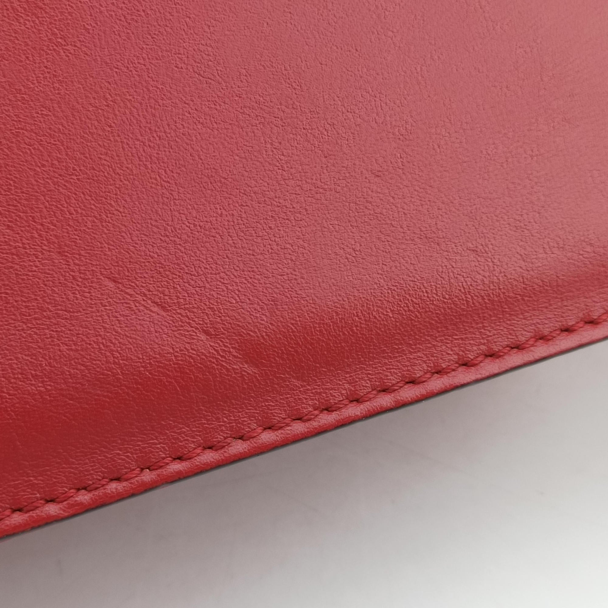 Pre-owned Valentino Rockstud Glam Lock Red Leather  shoulderbag | stylenewstar