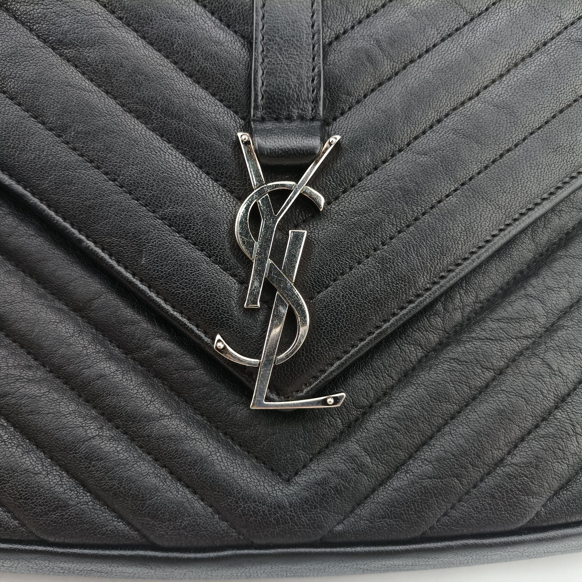 Pre-owned Yves Saint Laurent COLLEGE Black Leather 428056 shoulderbag | stylenewstar