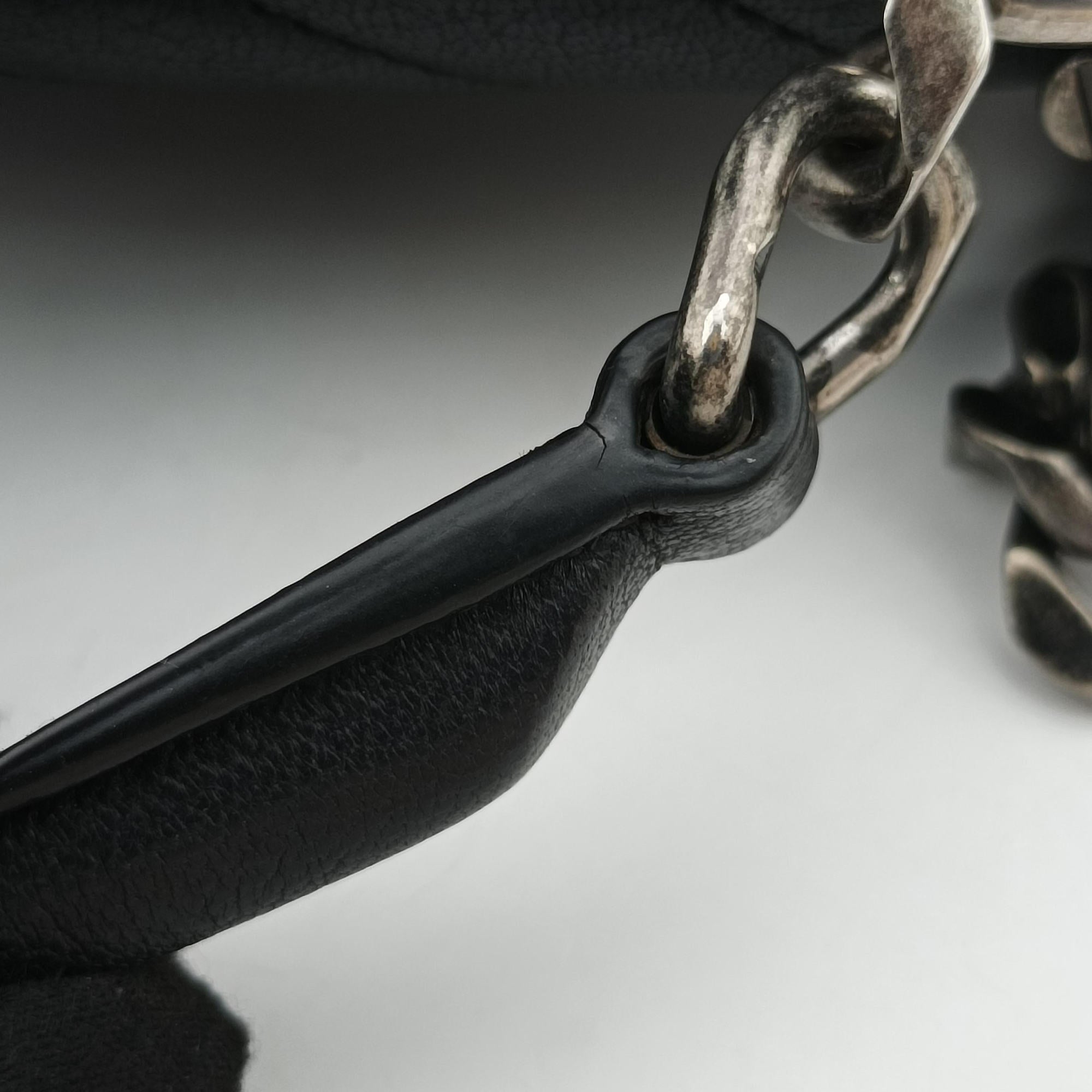 Pre-owned Yves Saint Laurent COLLEGE Black Leather 428056 shoulderbag | stylenewstar