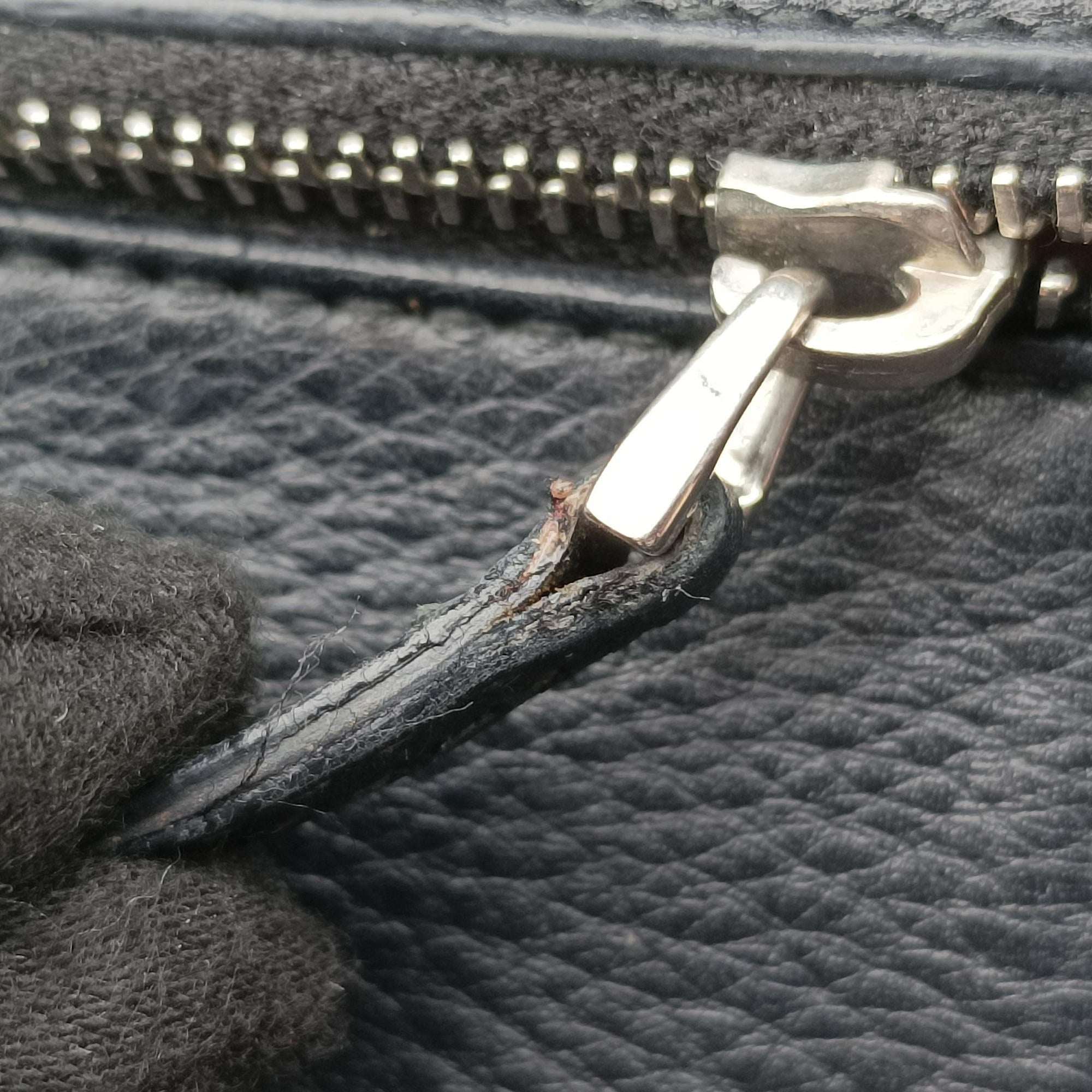 Vintage Gucci New Bamboo Black Leather 240241 shoulderbag | stylenewstar
